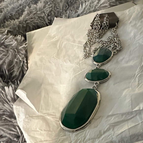 paparazzi Jewelry - Paparazzi Green and Silver Necklace